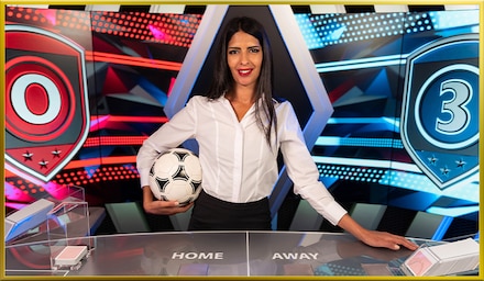 First Person Top Card screenshot